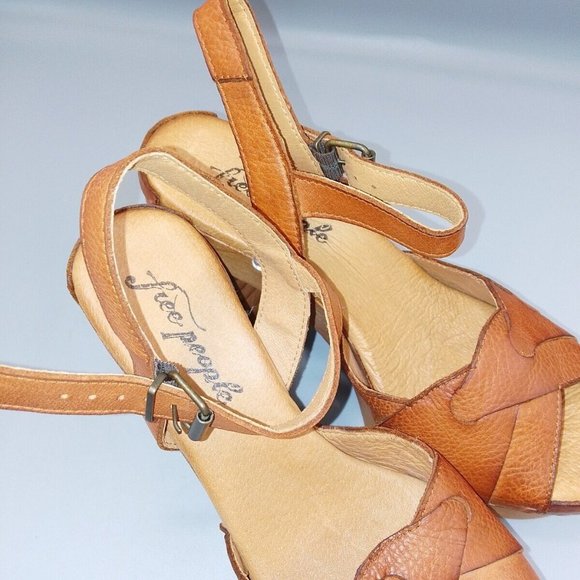 BNWOT Free People Orion Heels Size UK 4 EU 37 Brown Leather Platform Clogs £180 - Picture 9 of 10